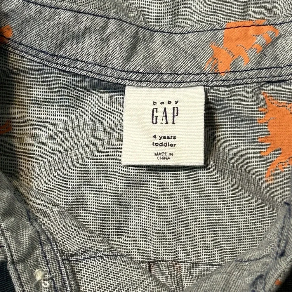 Baby Gap Shirt Boys Size 4T Long Sleeve‎ Button Up  Dinosaurs Roll Tab Sleeves